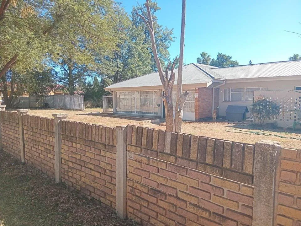 3 Bedroom House for sale in Freemanville