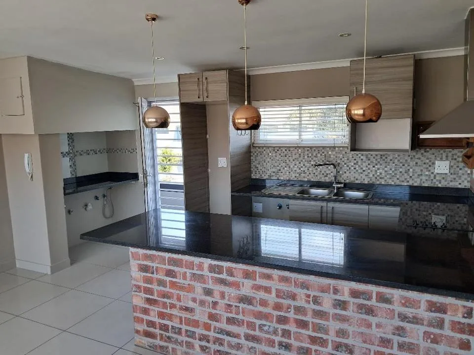 2 Bedroom Apartment / flat to rent in Green Point