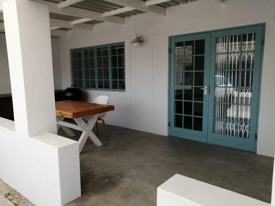 1 Bedroom Apartment / flat to rent in Yzerfontein