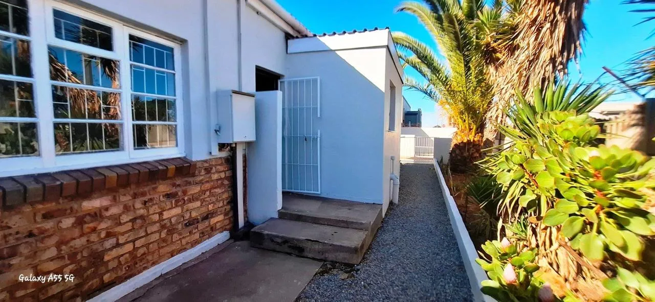 Apartment / flat to rent in Vredenburg