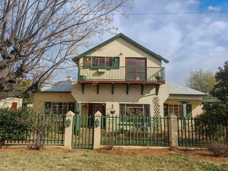 7 Bedroom House to rent in Cradock