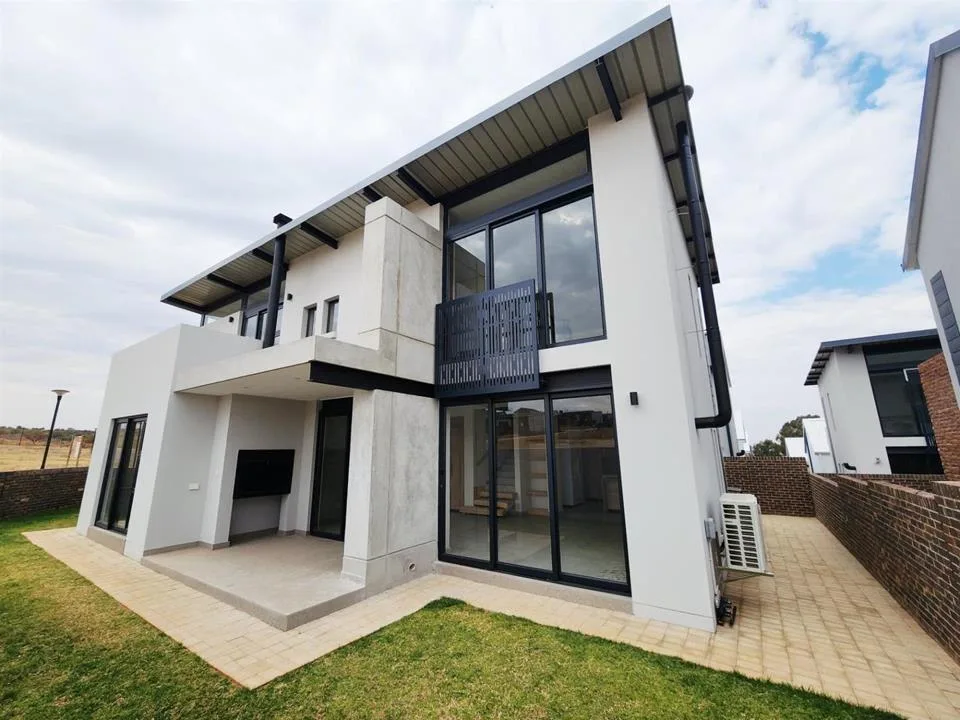 3 Bedroom House to rent in Van Der Hoff Park