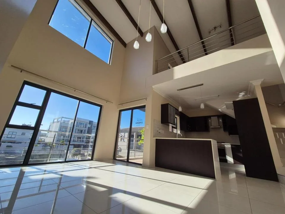 3 Bedroom Apartment / flat to rent in Bloubergrant