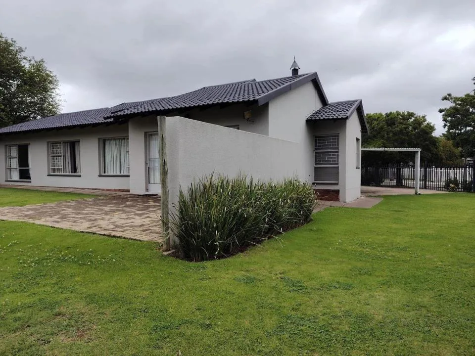 4 Bedroom House for sale in Secunda