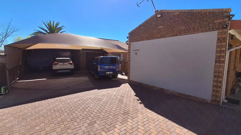 4 Bedroom House for sale in Secunda Central
