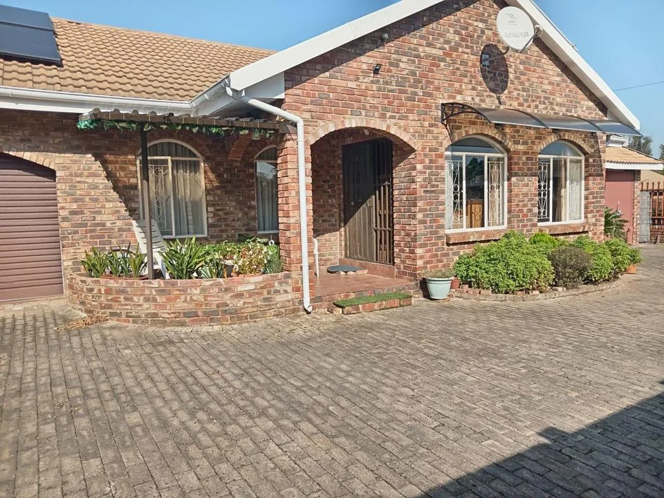 2 Bedroom Townhouse for sale in Parys