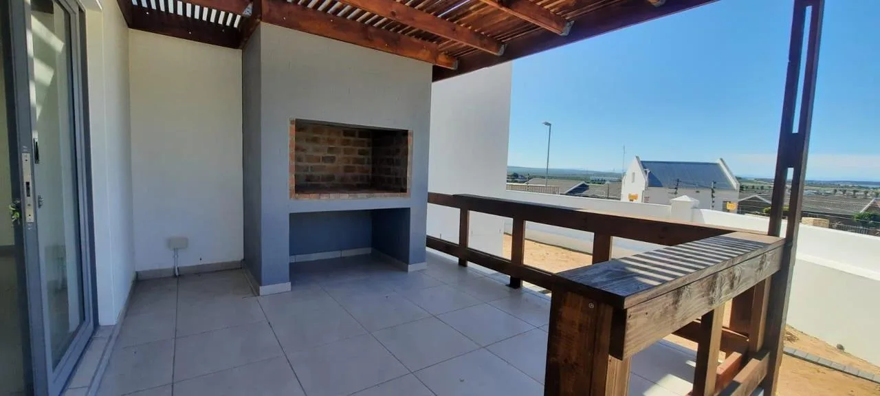 2 Bedroom House to rent in Saldanha Heights