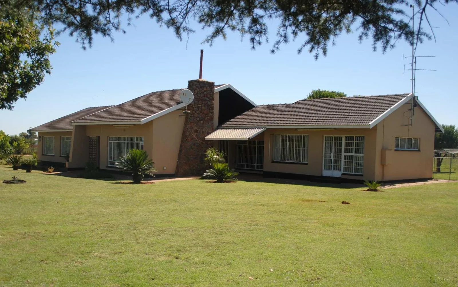 1.4 ha Smallholding in Valley Settlements AH