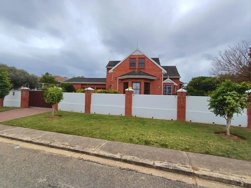 3 Bedroom House for sale in Vanes Estate