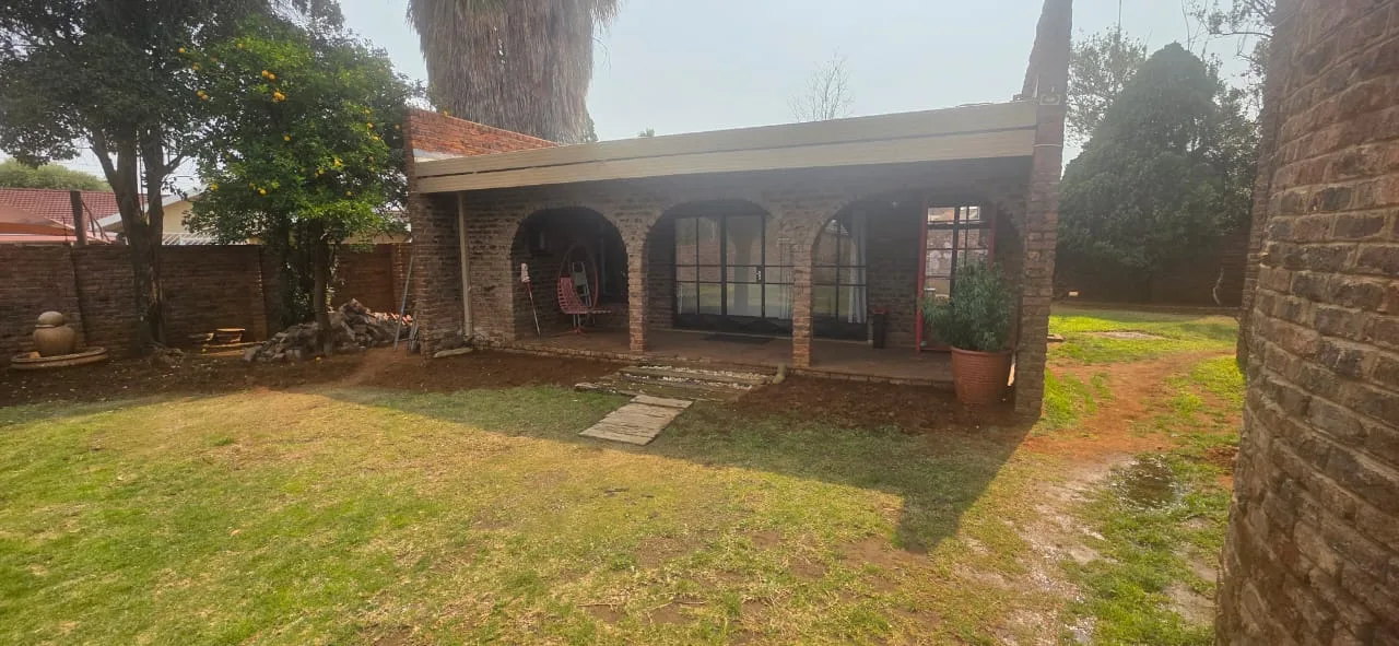5 Bedroom House for sale in Royldene