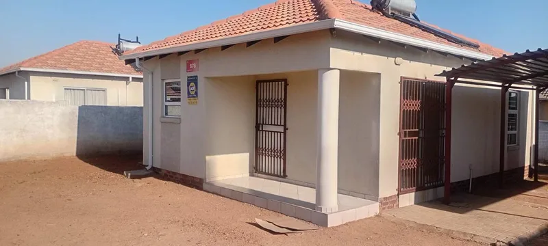 2 Bedroom House to rent in Southern Gateway