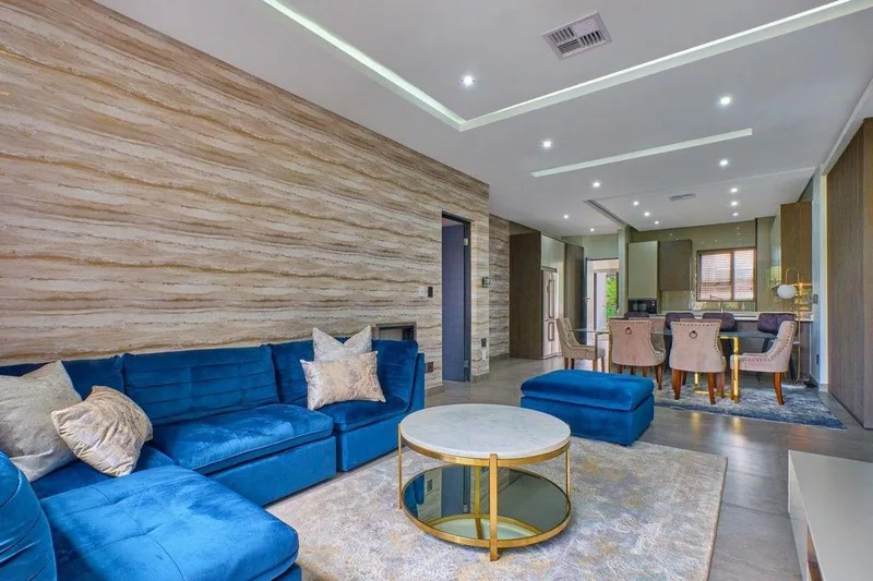 3 Bedroom Apartment / flat to rent in Houghton Estate