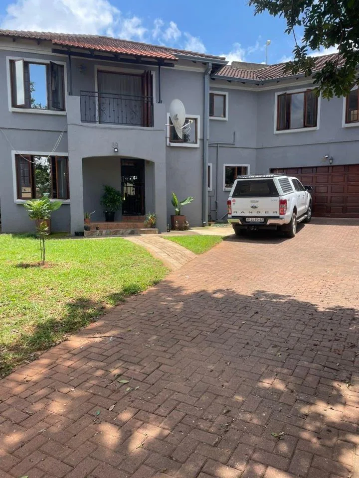 3 Bedroom House for sale in Aquapark