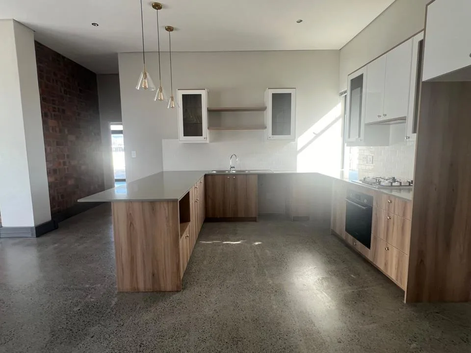 2 Bedroom Apartment / flat to rent in Paardevlei