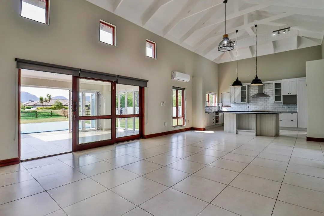 4 Bedroom House for sale in The Islands Estates