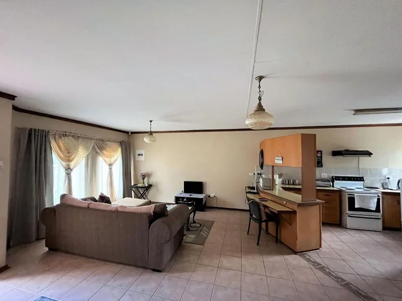 2 Bedroom Townhouse for sale in Langenhovenpark