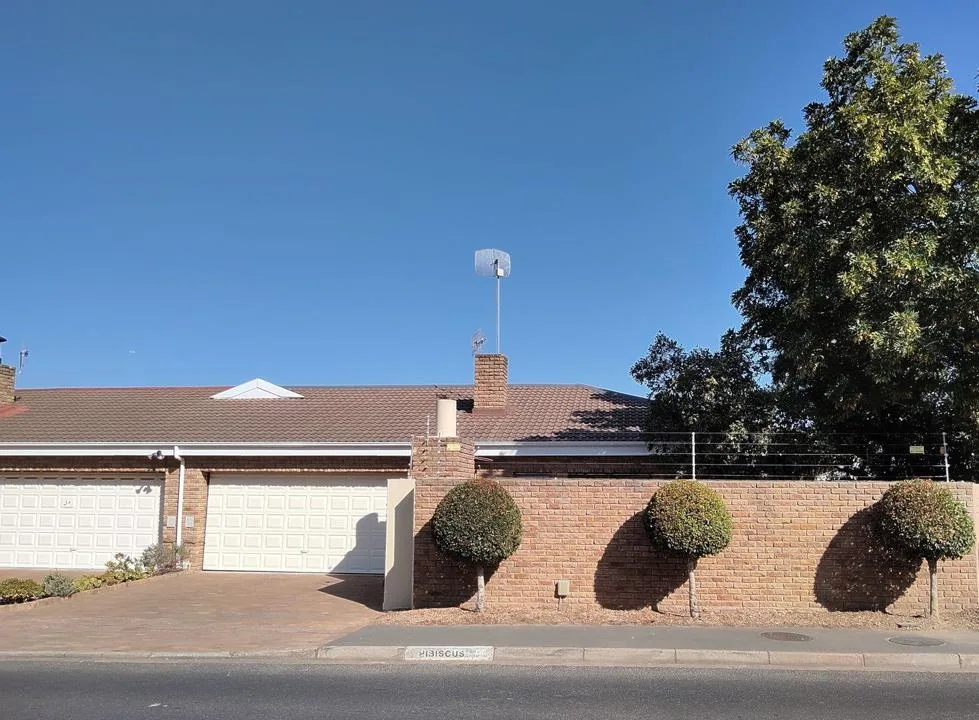 3 Bedroom Townhouse to rent in Durbanville Central