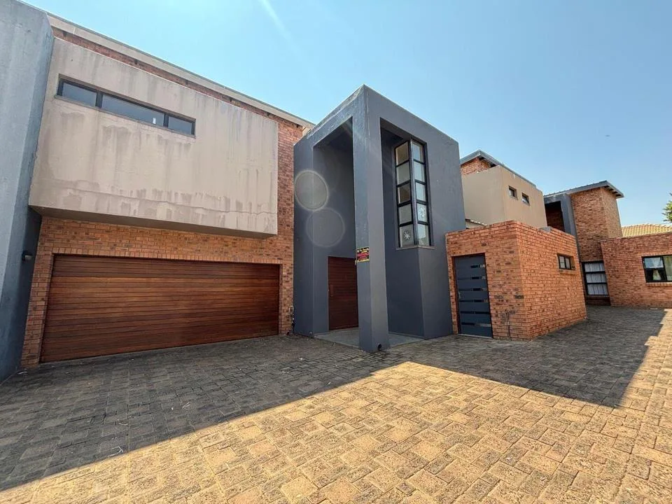 3 Bedroom Townhouse to rent in Lydenburg