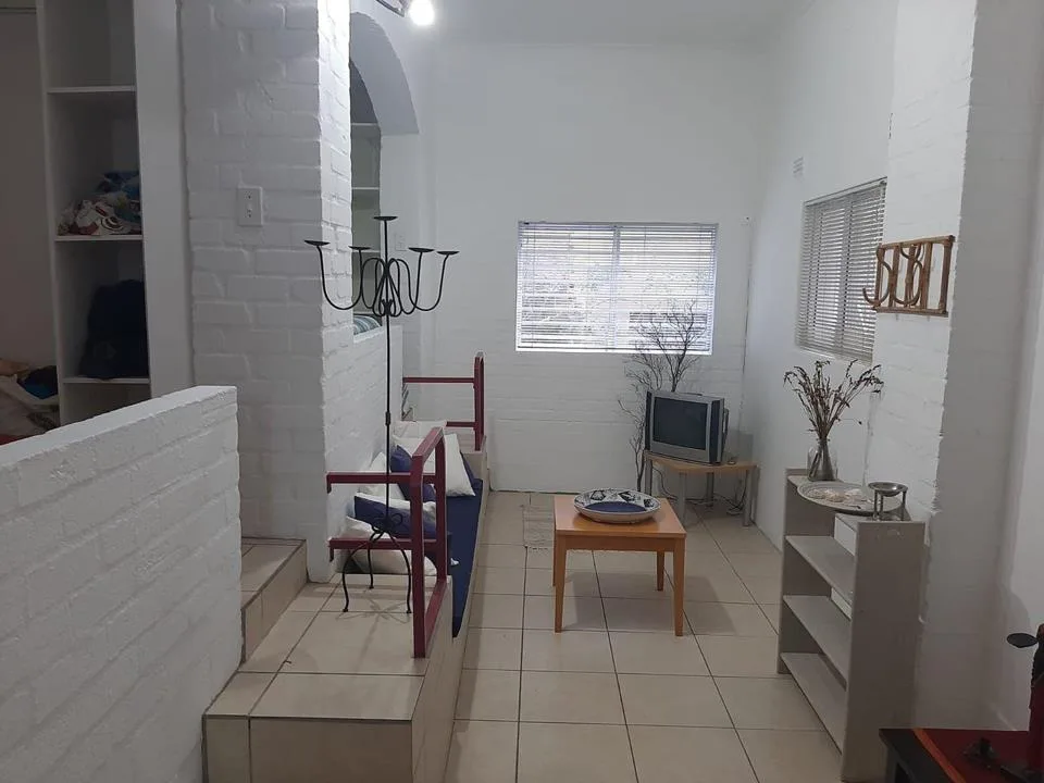 1 Bedroom House to rent in Gordons Bay Village