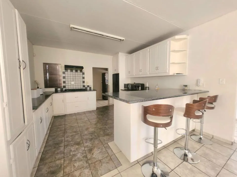 3 Bedroom House for sale in Pentagon Park