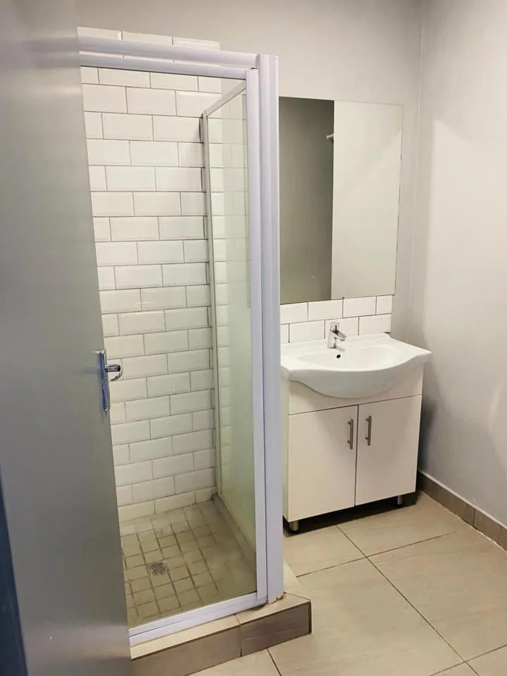 0.5 Bedroom Apartment / flat to rent in Houghton Estate