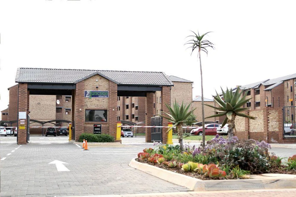 2 Bedroom Apartment / flat to rent in Heuweloord