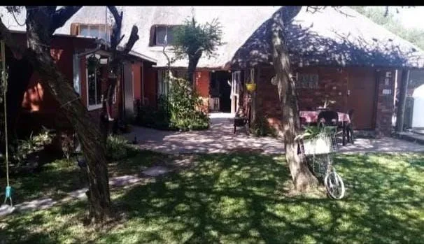 6 Bedroom House for sale in Driefontein AH