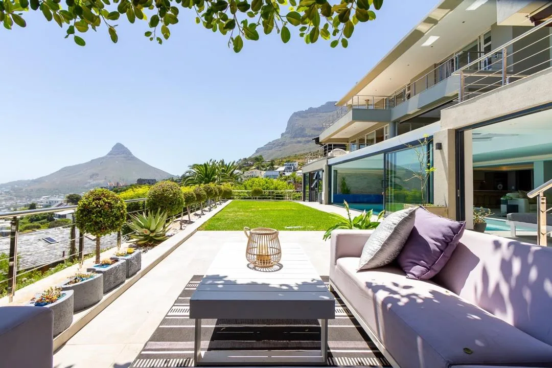 2 Bedroom Apartment / flat to rent in Camps Bay