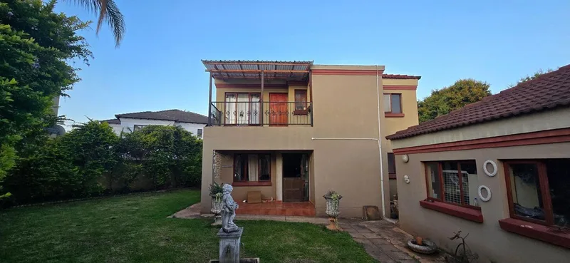 3 Bedroom House for sale in Aquapark