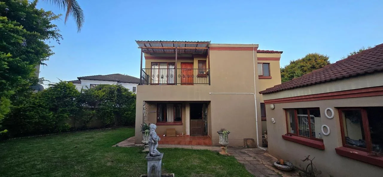 3 Bedroom House for sale in Aquapark