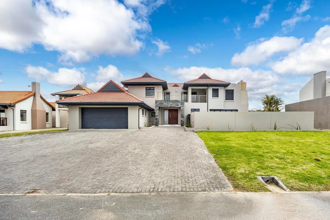 6 Bedroom House for sale in Balugha River Estate