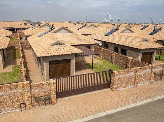 2 Bedroom House for sale in Secunda Central