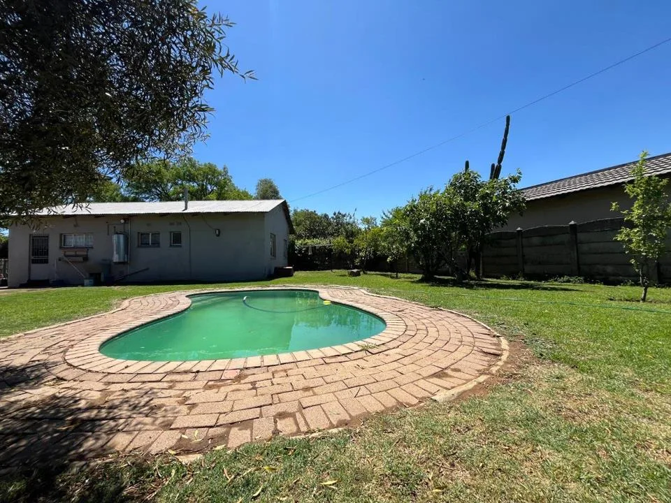 3 Bedroom House for sale in Sasolburg Ext 3