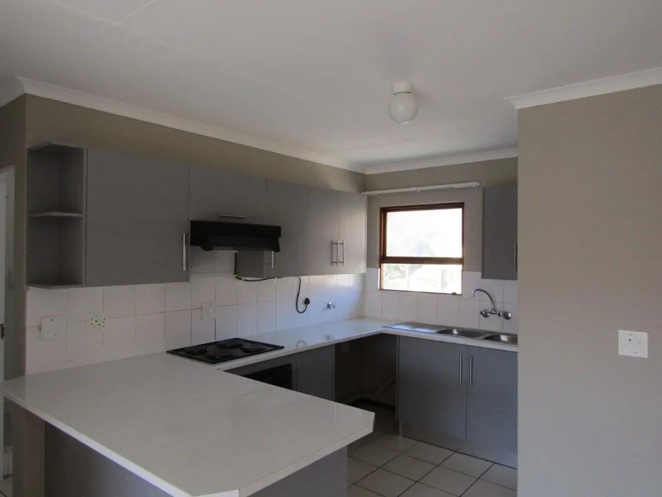 2 Bedroom Apartment / flat to rent in Sundowner