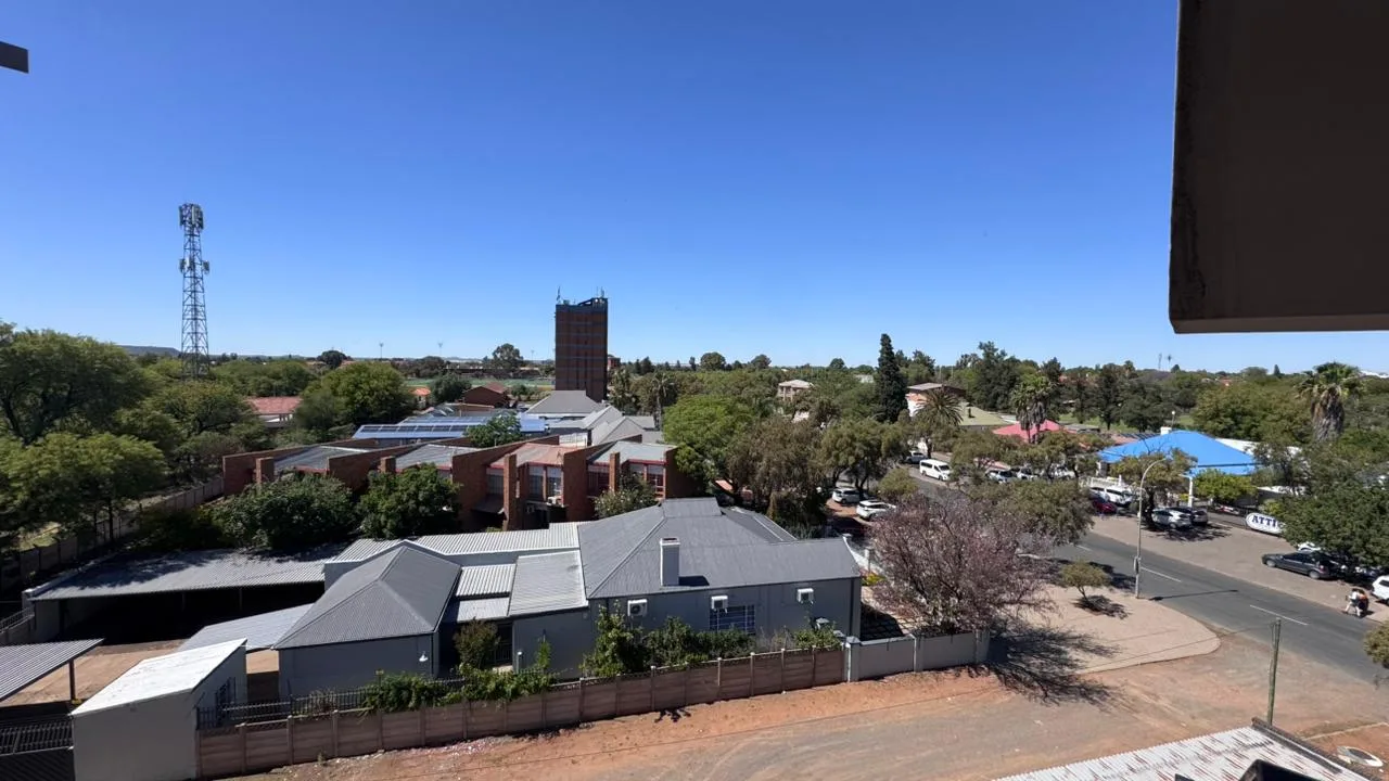 2 Bedroom Apartment / flat for sale in Memorial Road Area