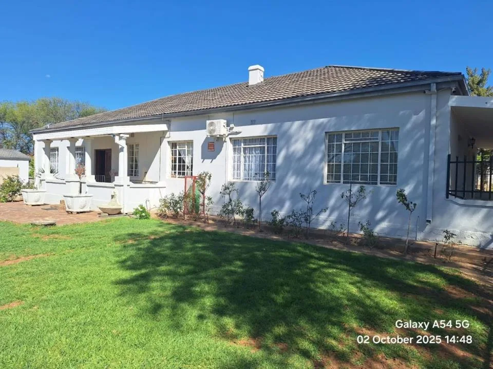 4 Bedroom House for sale in Douglas