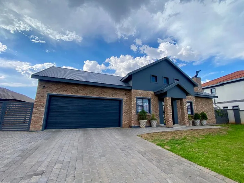 3 Bedroom House for sale in Waterberry Estate
