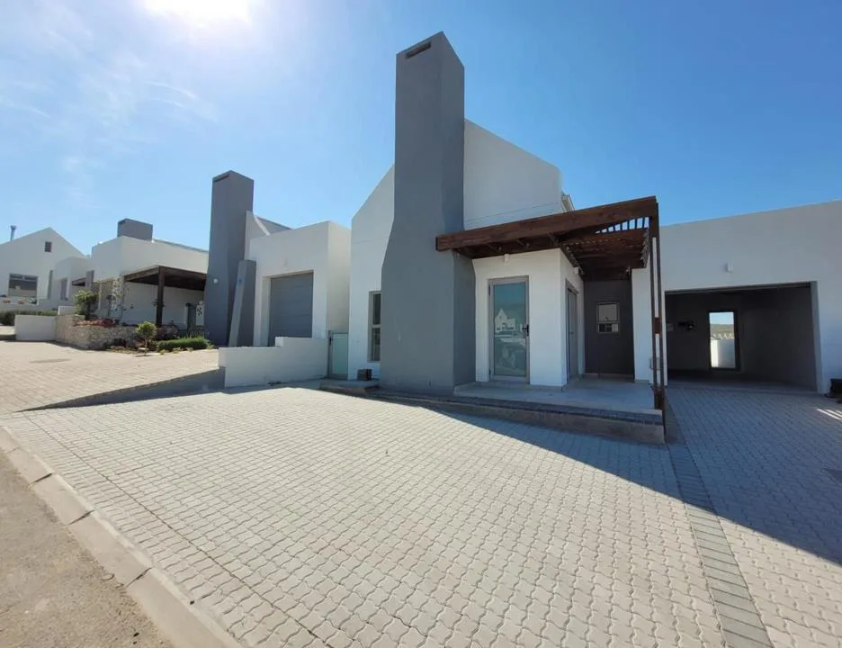 2 Bedroom House to rent in Saldanha Heights