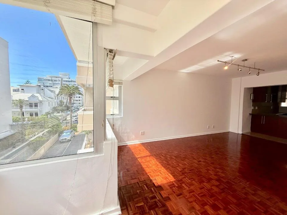2 Bedroom Apartment / flat to rent in Sea Point
