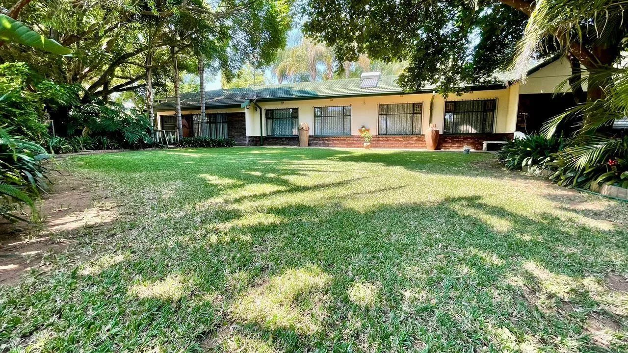 4 Bedroom House for sale in Welgelegen