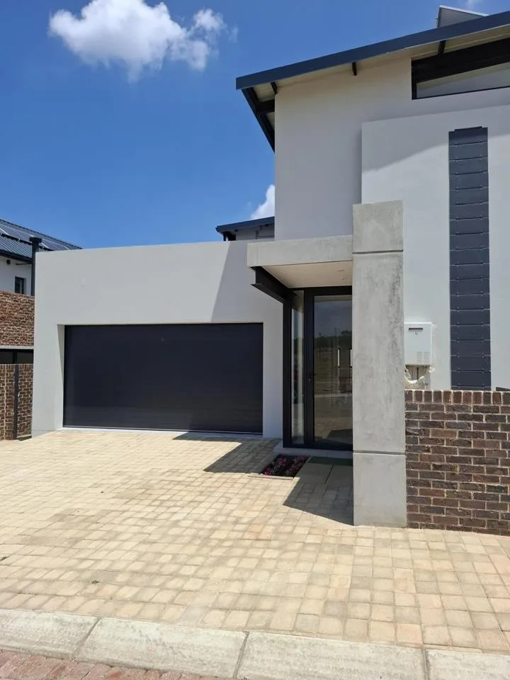 3 Bedroom House to rent in Helderzicht Eco Estate