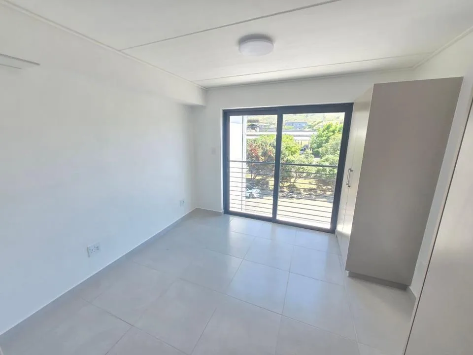 0.5 Bedroom Apartment / flat to rent in Mowbray