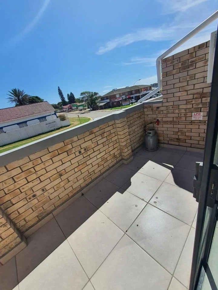 2 Bedroom Apartment / flat to rent in Jeffreys Bay Central
