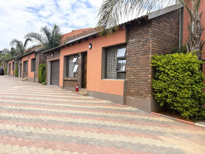 3 Bedroom Townhouse for sale in Bendor