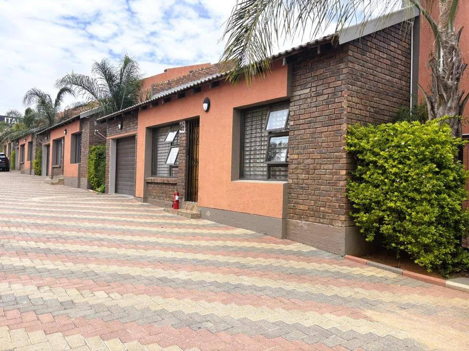 3 Bedroom Townhouse for sale in Bendor