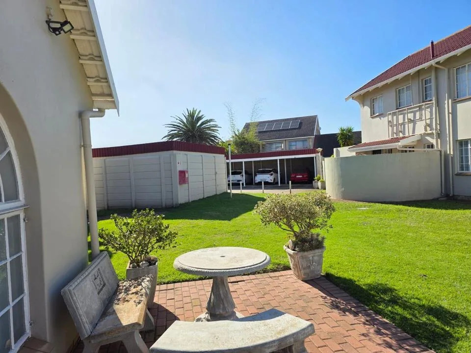 2 Bedroom Townhouse for sale in Aston Bay