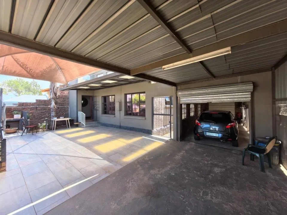 3 Bedroom House for sale in Riviera