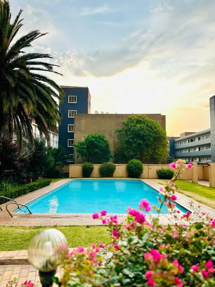 4 Bedroom Apartment / flat to rent in Parktown