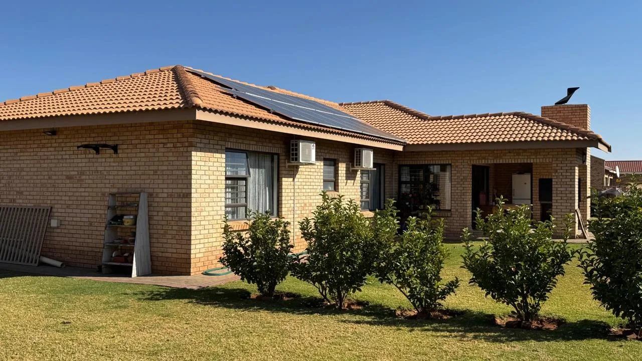 3 Bedroom House for sale in Hillcrest