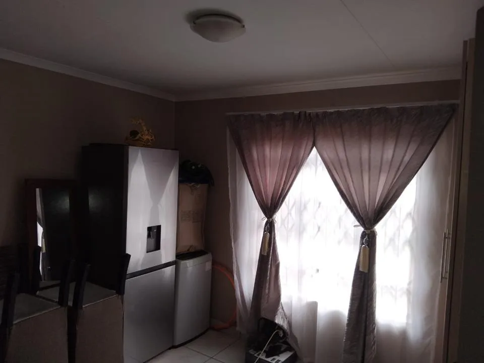 3 Bedroom House for sale in Ellaton